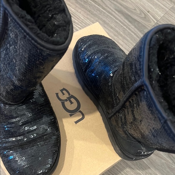 UGG Black Sequin Boots - Picture 1 of 6